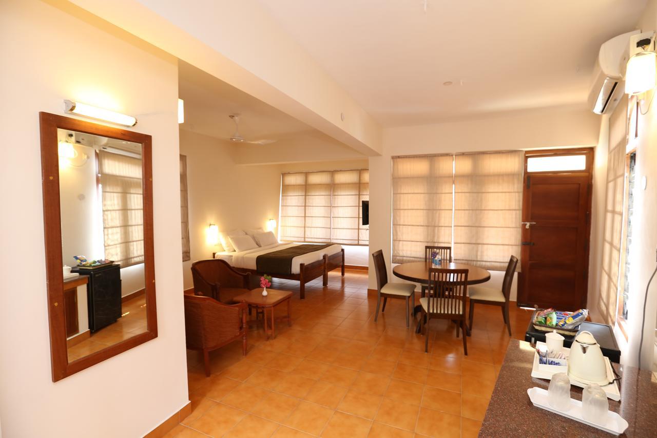 Abad Serviced Villas Ковалам Экстерьер фото